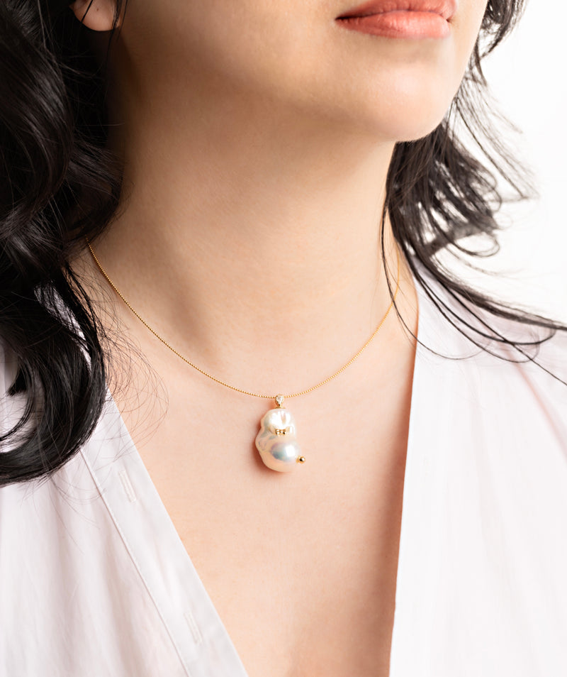 BAROQUE PEARL RABBIT PENDANT